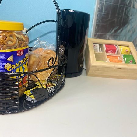 Room Malpensa - Servizio Taxi Mxp Da 20 Euro Lonate Pozzolo Dış mekan fotoğraf